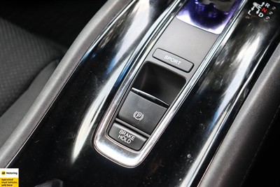 2014 Honda Vezel - Thumbnail