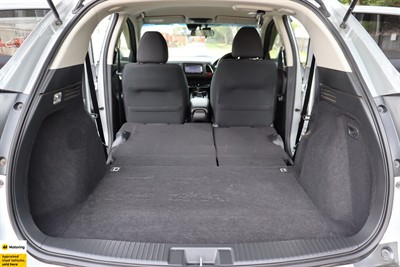 2014 Honda Vezel - Thumbnail