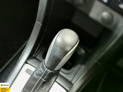 2015 Suzuki Swift - Thumbnail