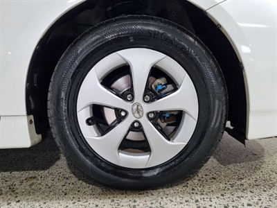 2013 Toyota Prius - Thumbnail