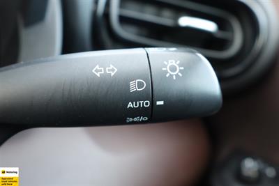 2021 Toyota YARIS CROSS - Thumbnail