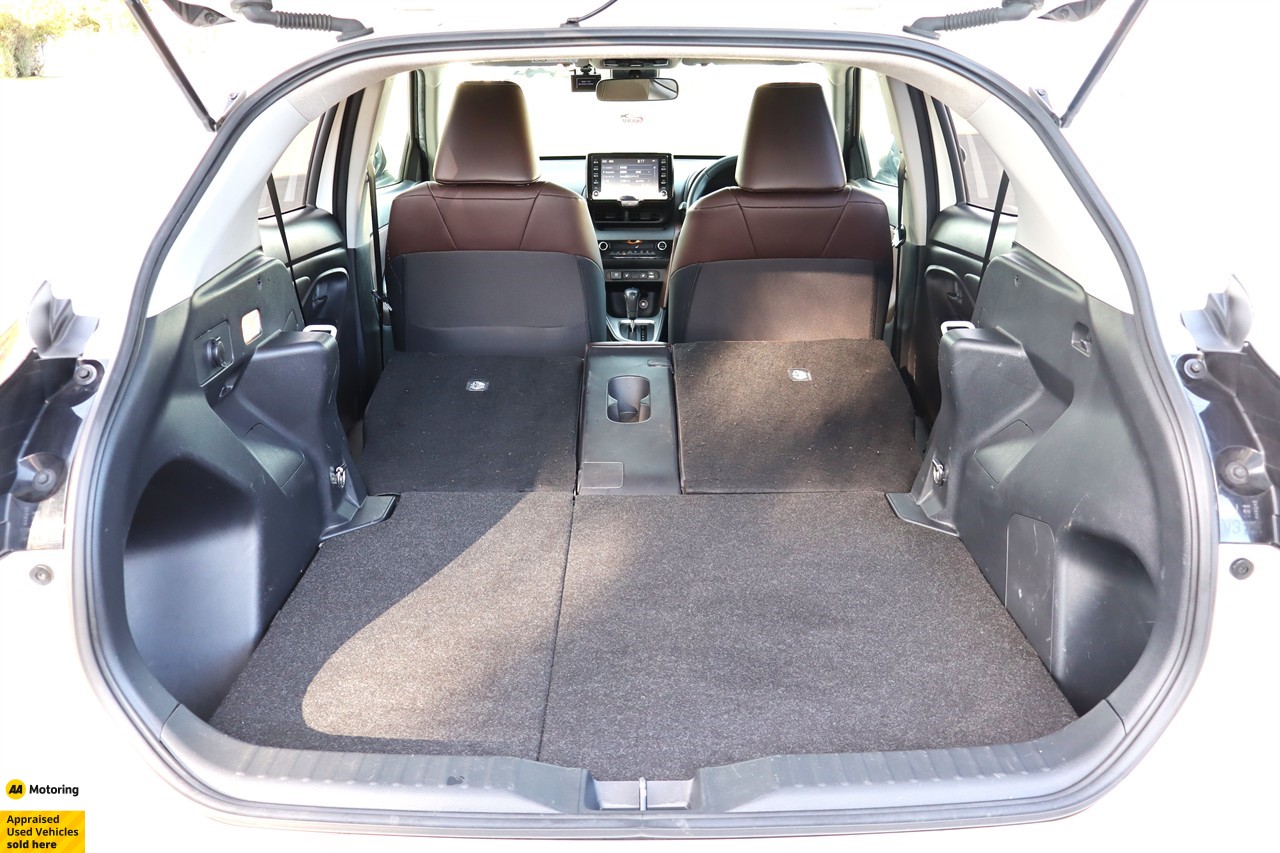 2021 Toyota YARIS CROSS