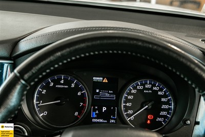 2018 Mitsubishi Outlander - Thumbnail