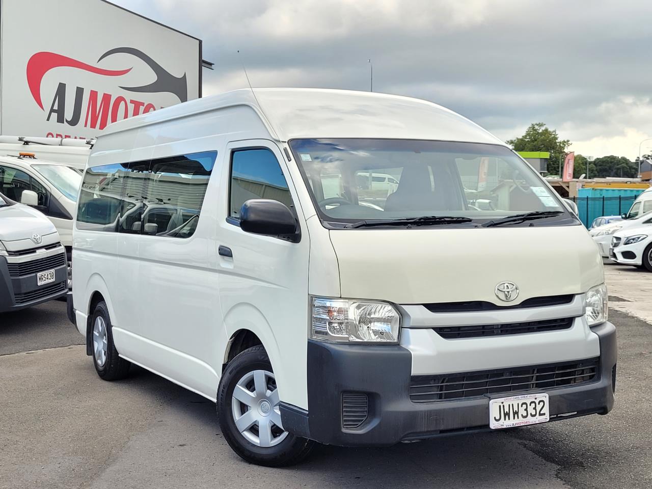 2016 Toyota Hiace