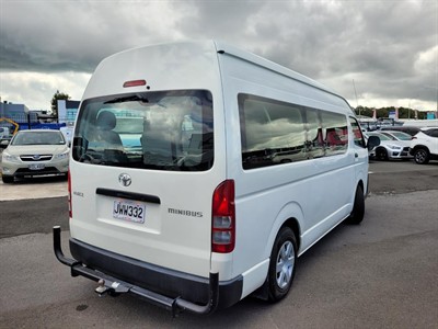 2016 Toyota Hiace - Thumbnail