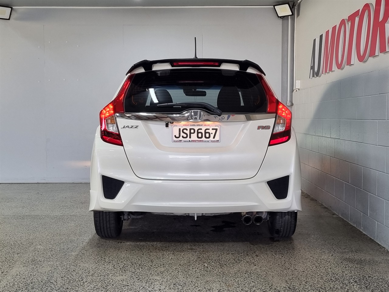 2015 Honda Jazz