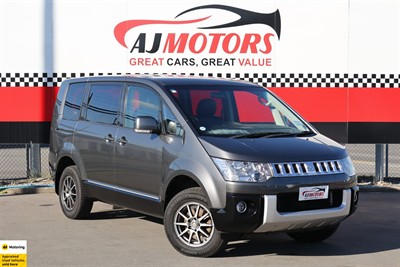 2015 Mitsubishi Delica