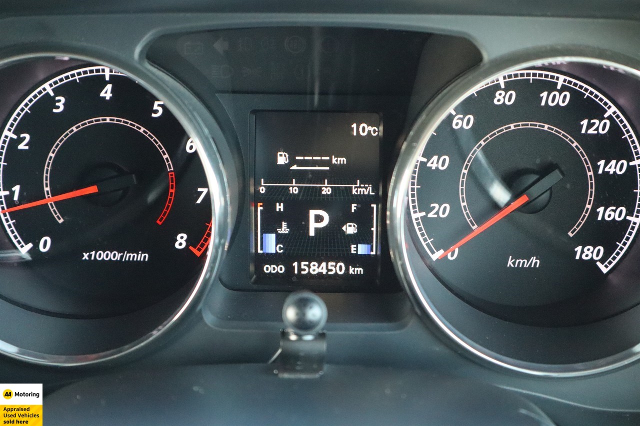 2015 Mitsubishi Delica