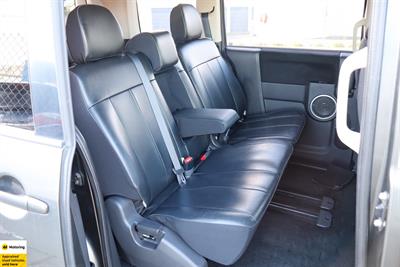 2015 Mitsubishi Delica - Thumbnail