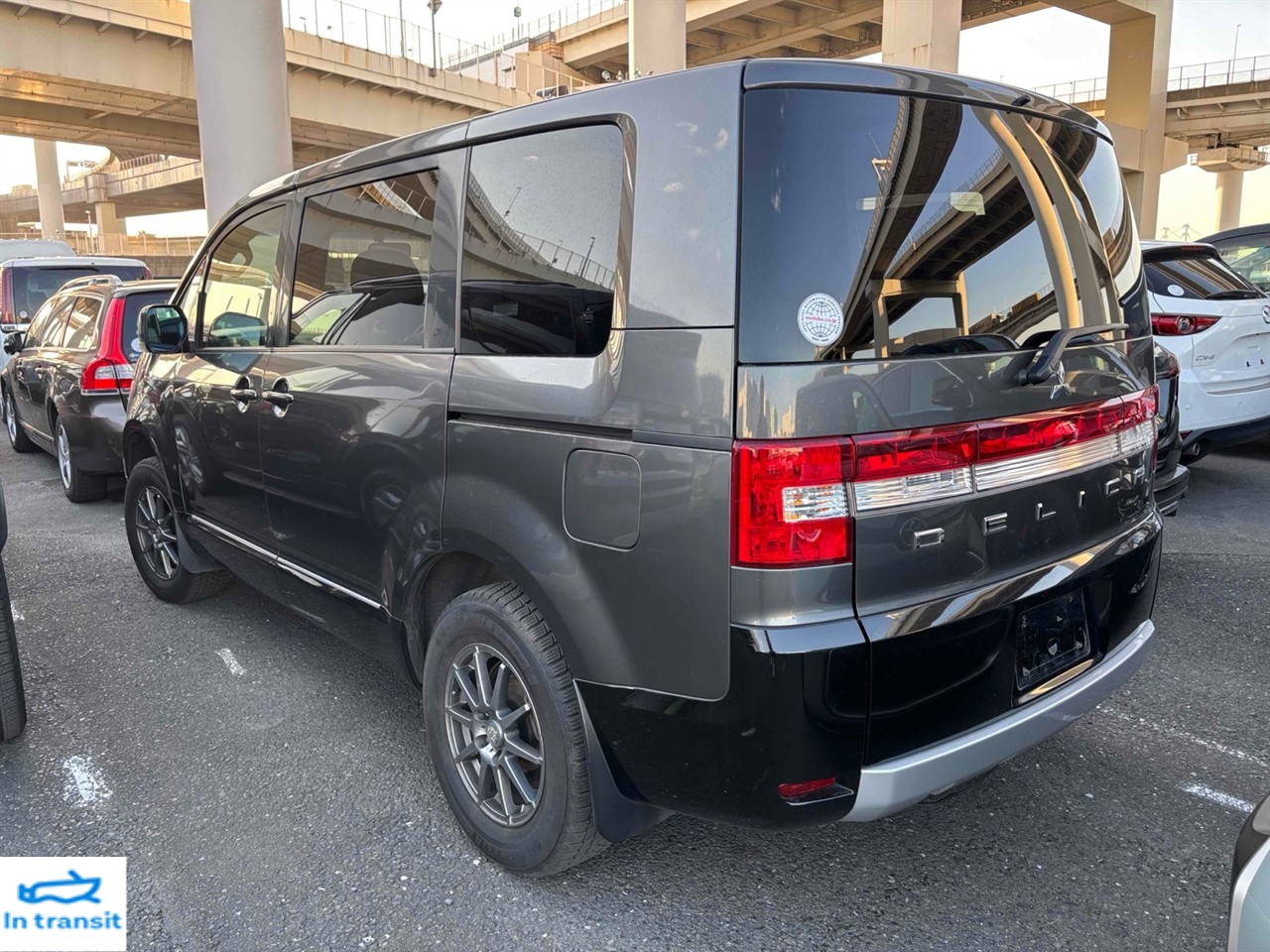 2015 Mitsubishi Delica