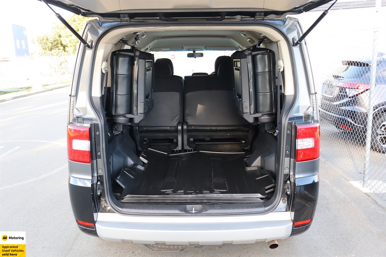 2015 Mitsubishi Delica