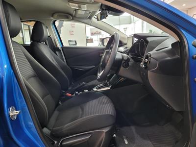 2017 Mazda Demio - Thumbnail