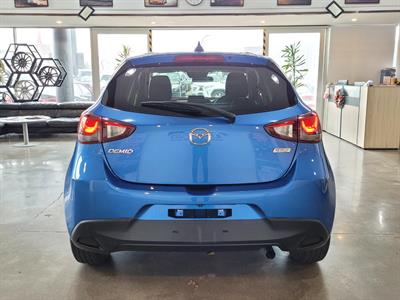 2017 Mazda Demio - Thumbnail