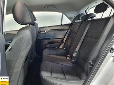 2021 Kia Rio - Thumbnail