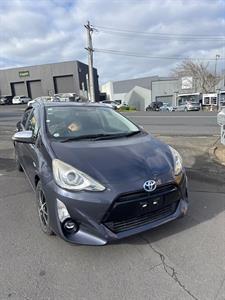2015 Toyota Aqua - Thumbnail