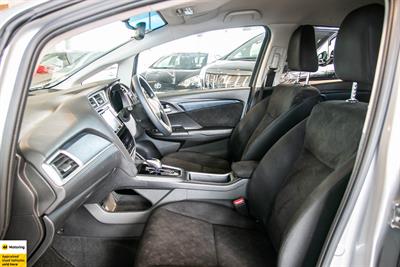 2016 Honda Shuttle - Thumbnail