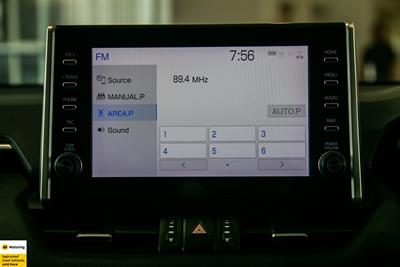 2020 Toyota RAV4 - Thumbnail