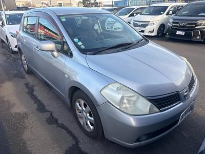 2006 Nissan Tiida - Thumbnail