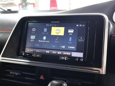 2016 Toyota Sienta - Thumbnail