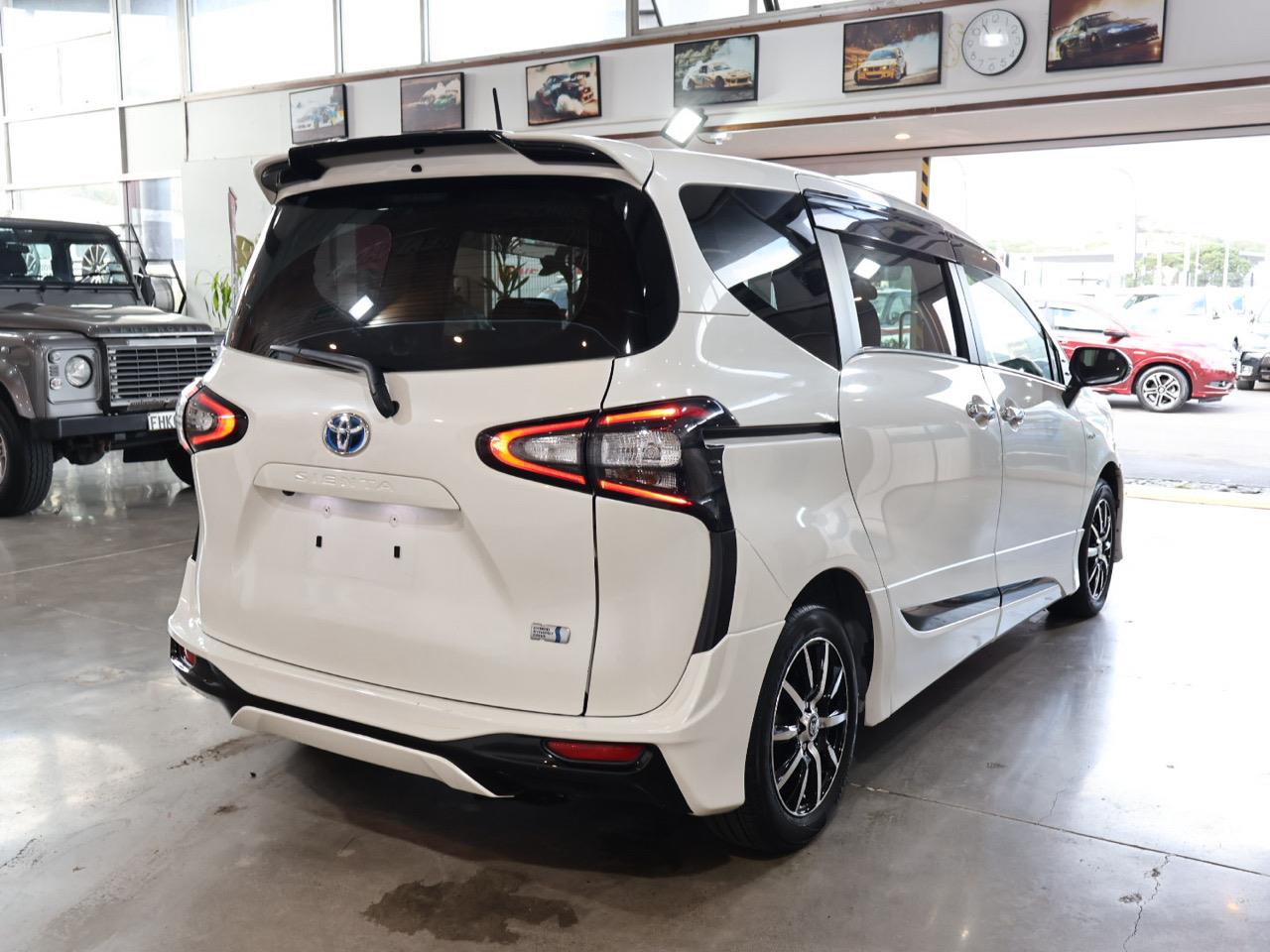 2016 Toyota Sienta