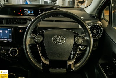 2018 Toyota Aqua - Thumbnail