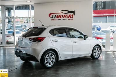 2016 Mazda Demio - Thumbnail