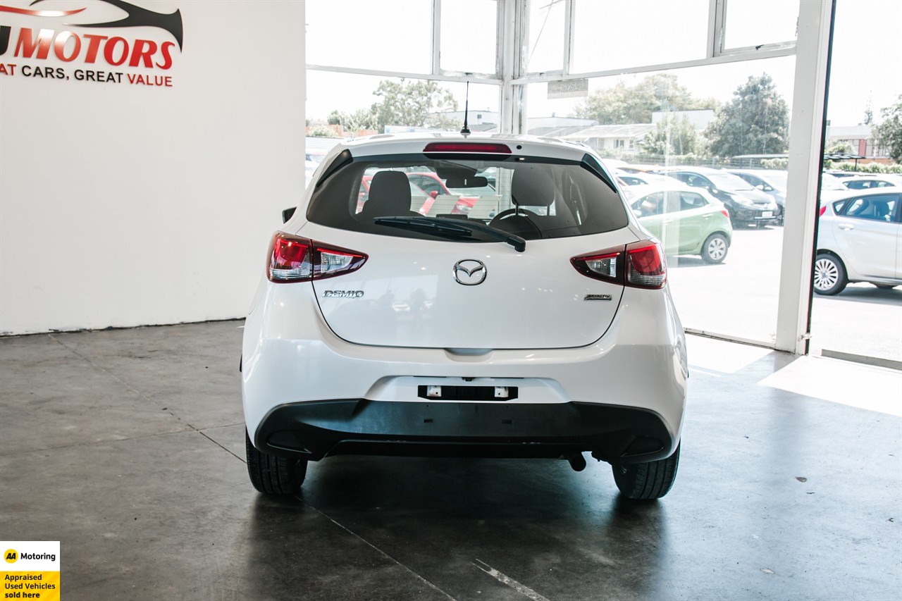 2016 Mazda Demio