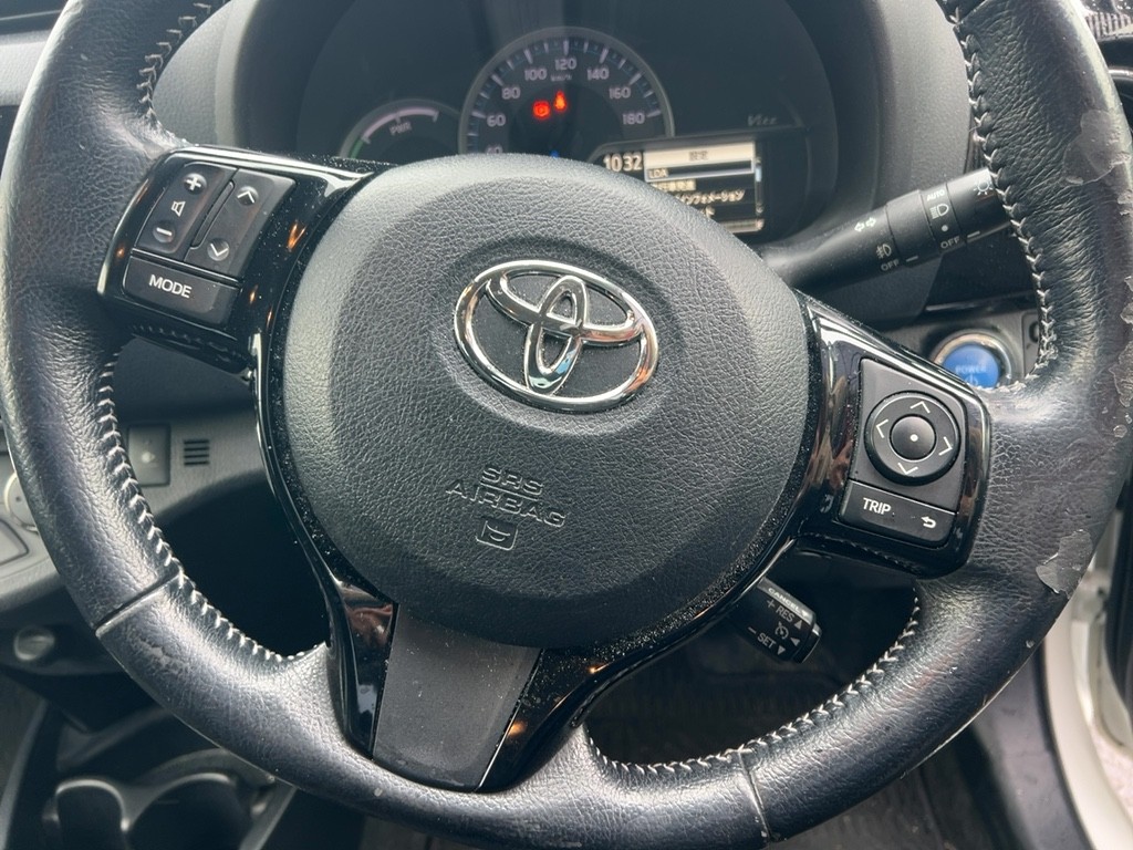 2017 Toyota Vitz