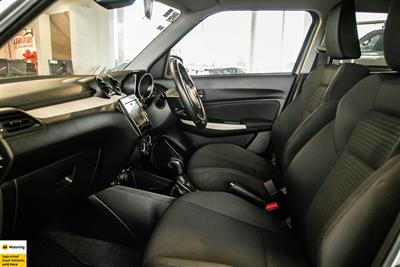 2021 Suzuki Swift - Thumbnail