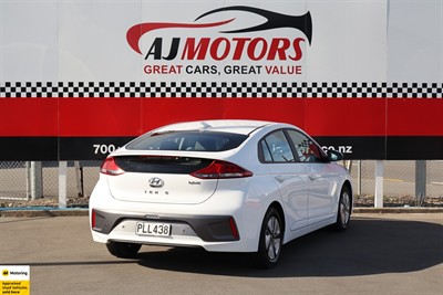2022 Hyundai IONIQ - Thumbnail