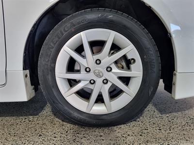 2013 Toyota Prius - Thumbnail