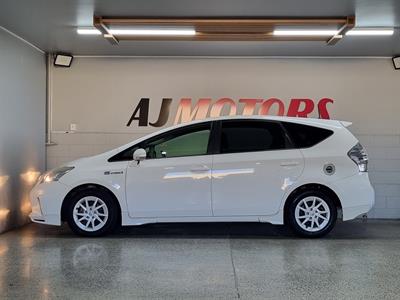 2013 Toyota Prius - Thumbnail