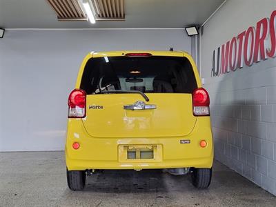 2014 Toyota Porte - Thumbnail