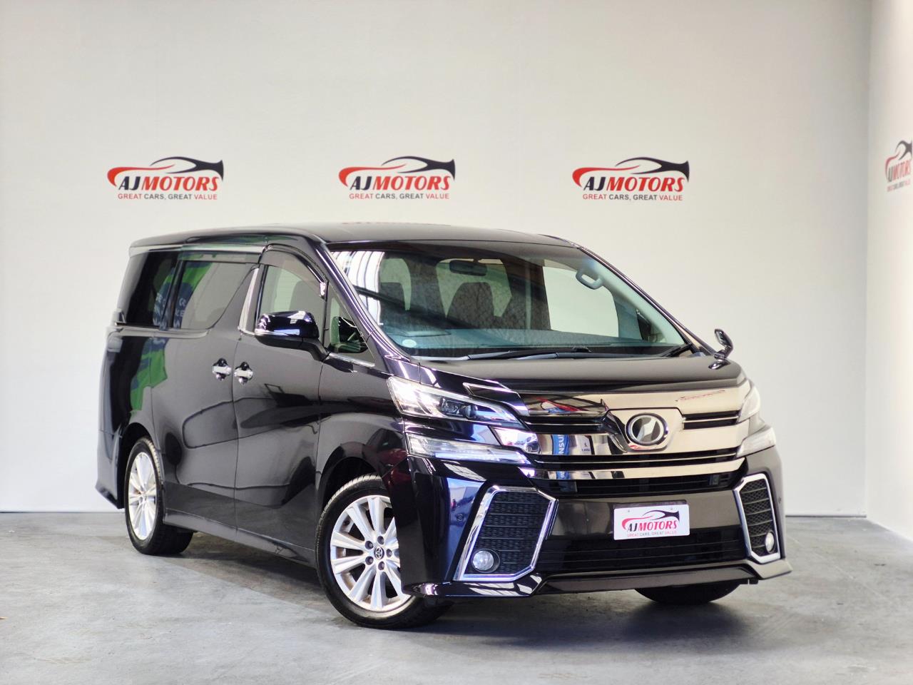 2015 Toyota Vellfire