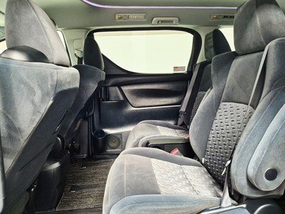 2015 Toyota Vellfire - Thumbnail