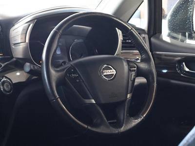 2016 Nissan Elgrand - Thumbnail