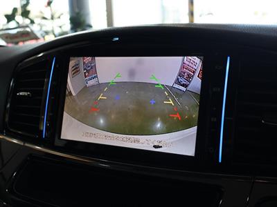 2016 Nissan Elgrand - Thumbnail