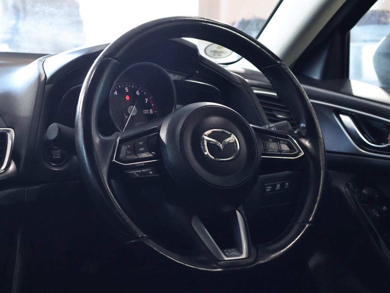 2016 Mazda Axela