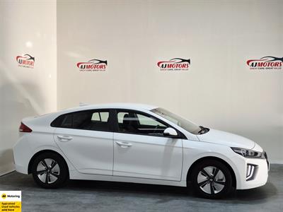 2022 Hyundai IONIQ - Thumbnail