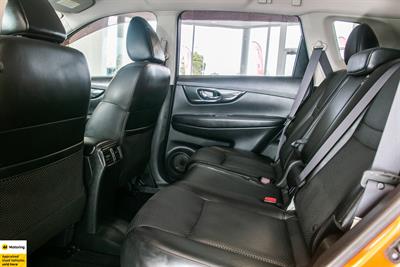 2017 Nissan X-Trail - Thumbnail