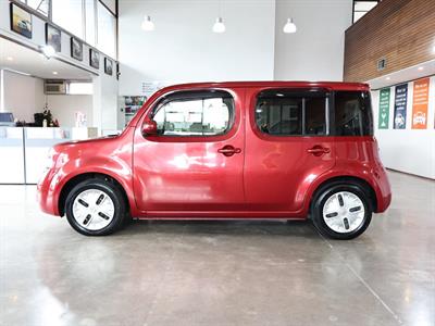 2017 Nissan Cube - Thumbnail