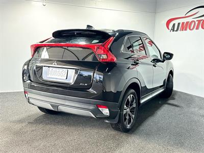 2020 Mitsubishi Eclipse Cross - Thumbnail