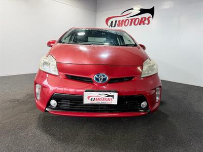 2013 Toyota Prius - Thumbnail