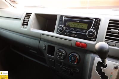 2012 Toyota Hiace - Thumbnail