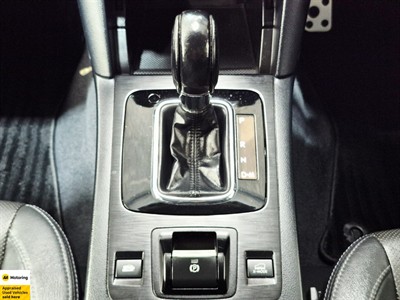2015 Subaru Outback - Thumbnail
