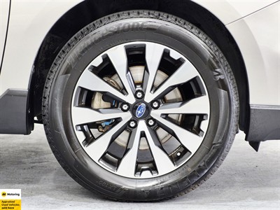 2015 Subaru Outback - Thumbnail