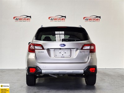 2015 Subaru Outback - Thumbnail