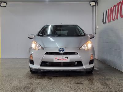 2013 Toyota Aqua - Thumbnail