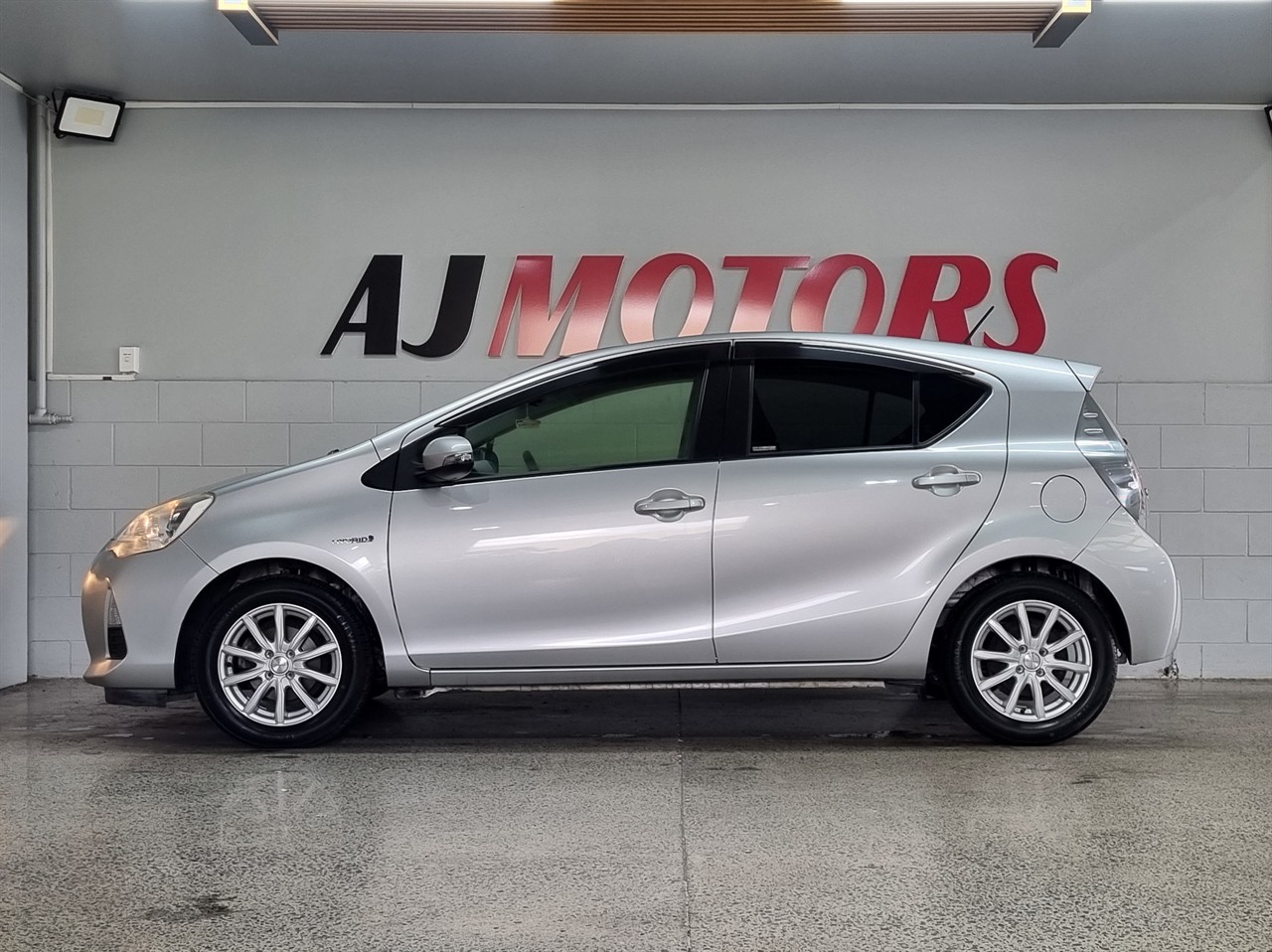 2013 Toyota Aqua
