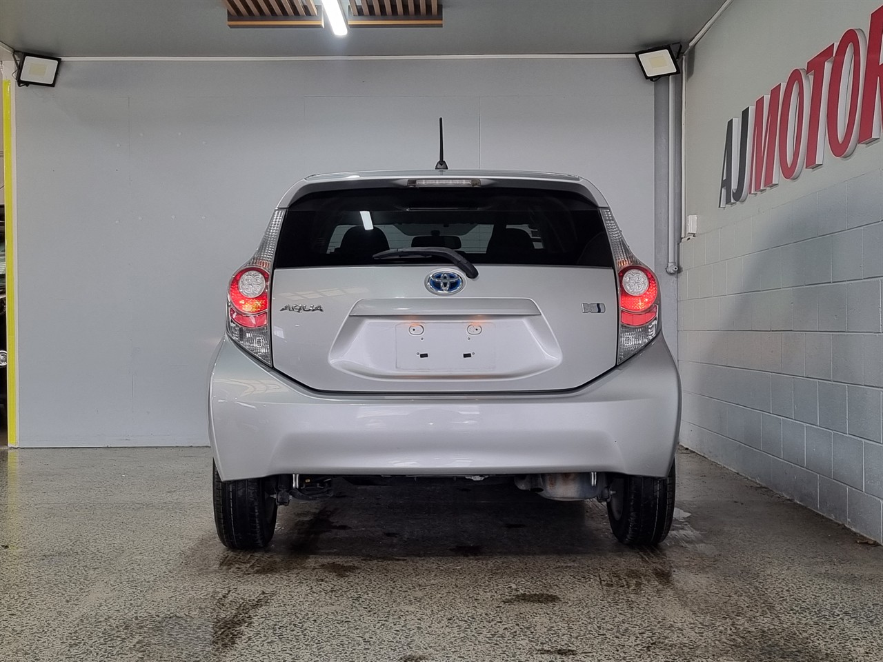 2013 Toyota Aqua